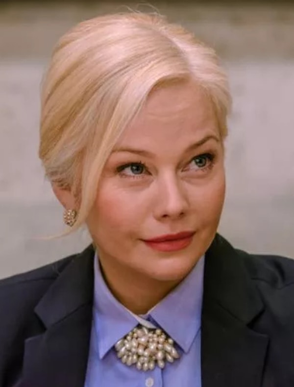 2. Гвинет Пэлтроу и Елена Корикова - 45 лет