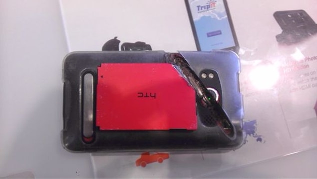 23. "Bu cep telefonu, bir işçinin bacağını elektrikli testereden kurtardı."