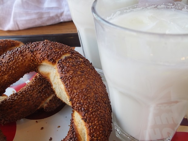 Ayran ile