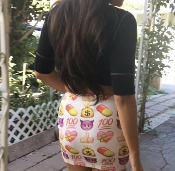 15. От большой любви к эмодзи  🙈