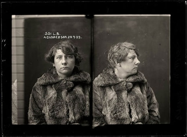7. Annie Gunderson - Hırsızlık