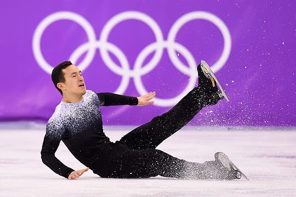 9. Удары об лед невероятно болезненны.