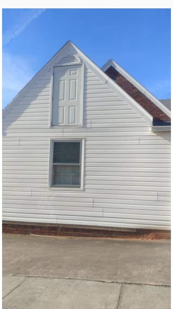 1. Кажется, кто-то что-то напутал...