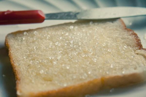 6. Ekmek üstü tereyağ ve şeker ikilisi: