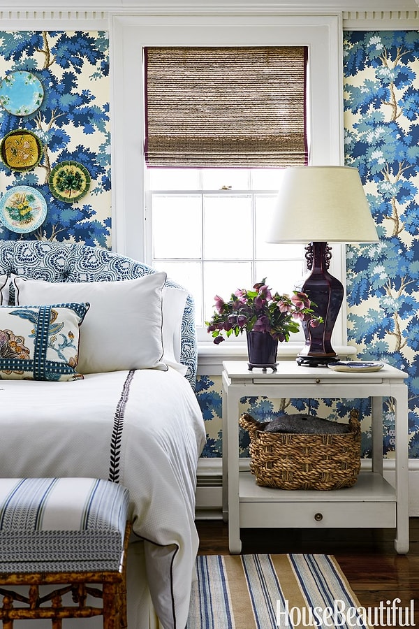 7. Спальня с цветами, деревьями и множеством света дарит умиротворение своим хозяевам.