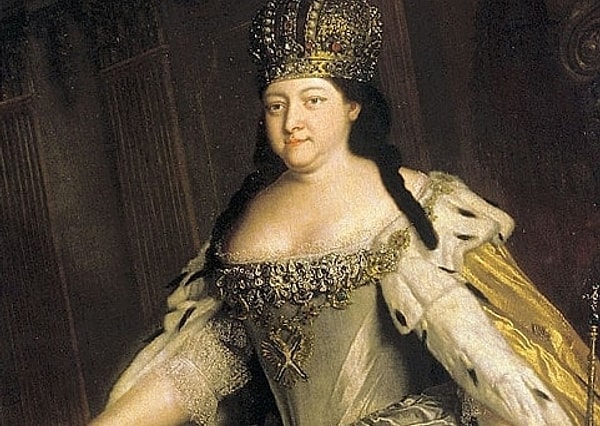 7. А тут изображена?