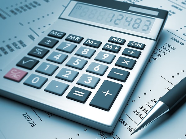 2. Каково самое большое простое число, которое меньше 20?