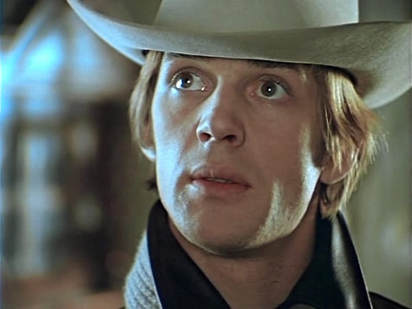 3. Александр Абдулов