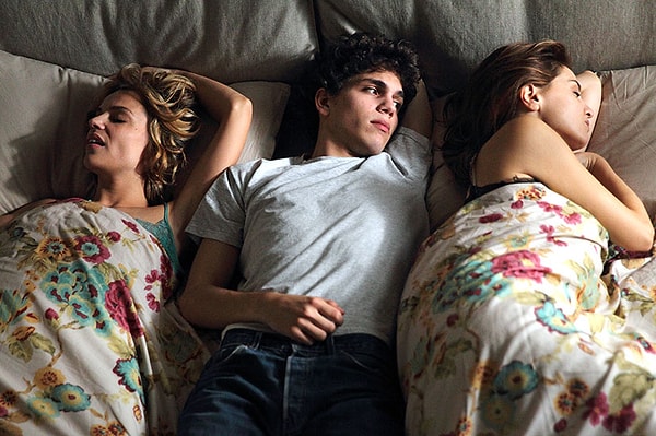 7. "Между нами, девочками"