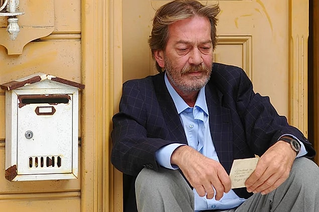 Ferhan Şensoy ile aynı çağda yaşamış olmak bile bizler için büyük bir şans. Kitaplarından, oyunlarından ve söylemlerinden öğrendiğimiz o kadar çok şey var ki...