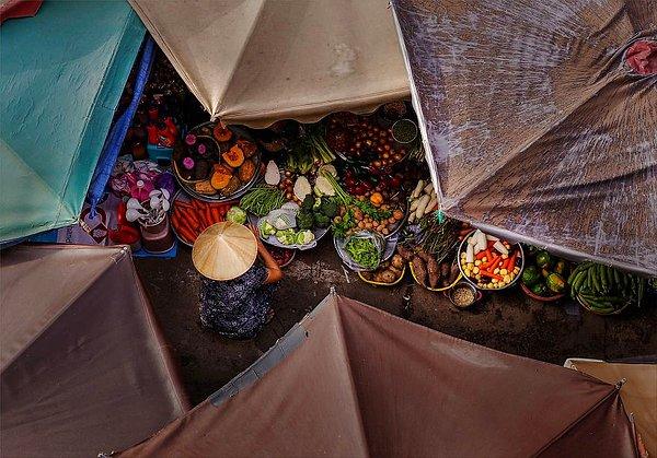 23. Şemsiye pazarı, Seyahat finalisti