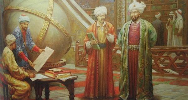 4. Bilime büyük önem veren Fatih Sultan Mehmed yabancı ülkelerdeki büyük bilginleri İstanbul’a getirtirdi.