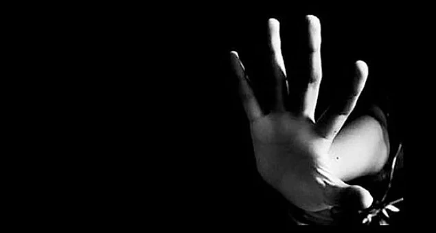 'Benimle zorla birlikte oldular' demiş...