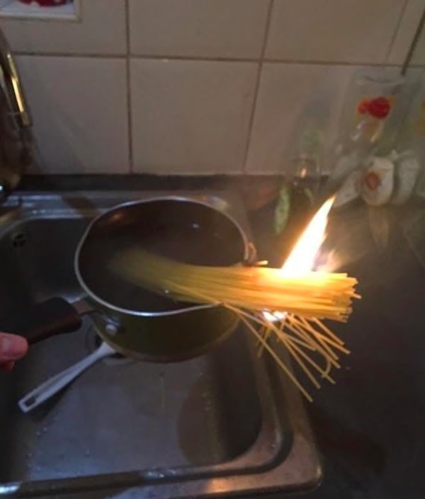 1. Когда паста, мягко говоря, не удалась...