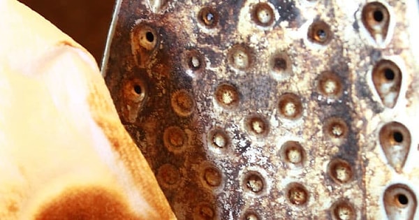 10. Очистить утюг