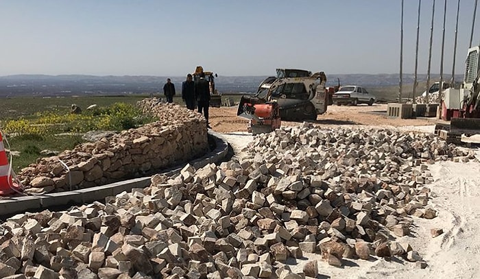 Dünyanın İlk Tapınağı Göbeklitepe'ye Beton Döküldü: 'Kimsenin Canı Acımıyor mu?'