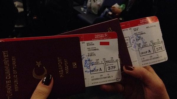 18. Pasaport arasına iliştirilmiş yurt dışı uçak bileti story'si.
