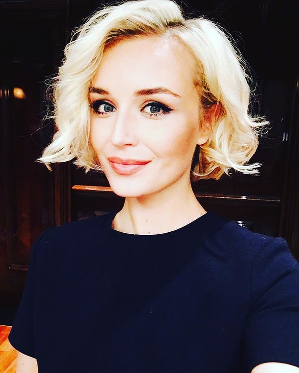 8. Полине Гагариной...