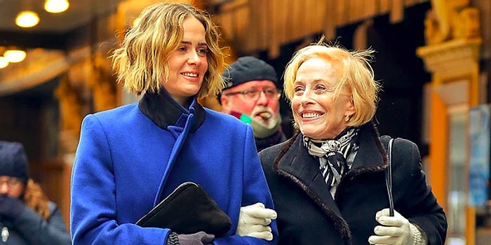 Hollywood'un En Sıra Dışı ve Cesur Aşk Hikayesi: Sarah Paulson ve Holland Taylor!