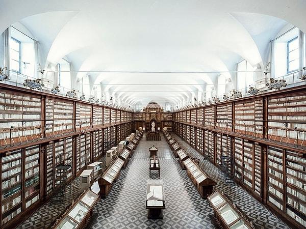 Biblioteca Casanatense, Roma, 1701.