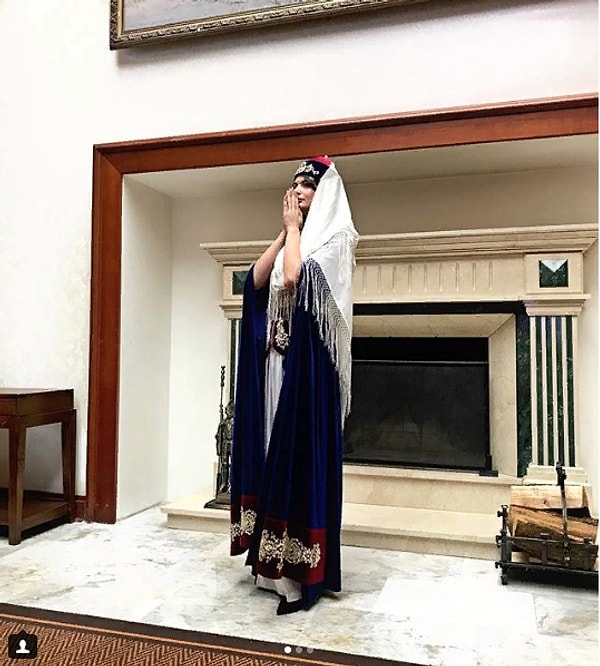 9. По иронии судьбы, во время конкурса национальных костюмов, Диана рассказала о том, как чтут и уважают женщин у нее на родине.