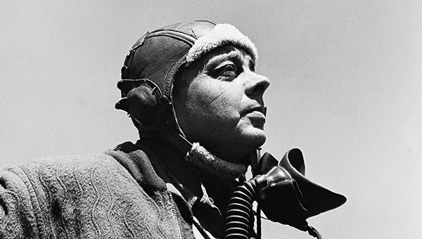 8. "Глаза слепы. Искать надо..." Антуан де Сент-Экзюпери