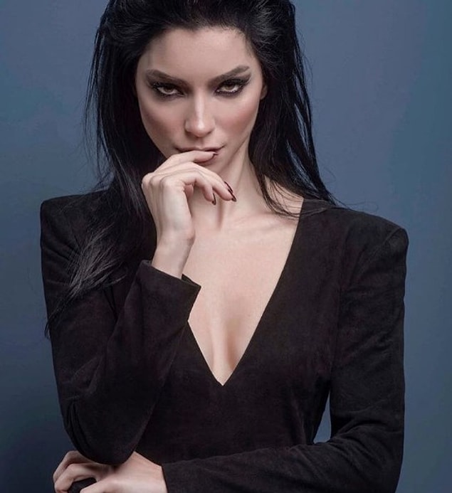 1. Merve Boluğur