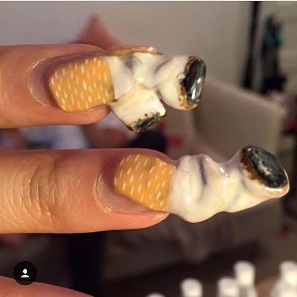 7. Пф, "нюд"? Только ногти-окурки, только хардкор!