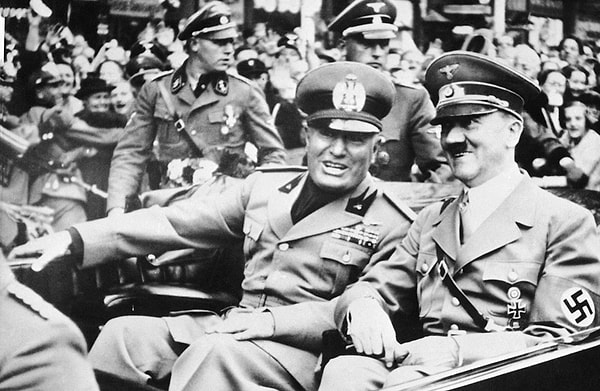 3. Кого называли "Дуче" его последователи? Титул от лат. dux ("лидер, вождь")