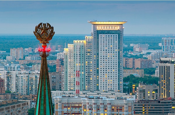 5. Hilton Moscow Leningradskaya Hotel (бывшая гостиница "Ленинграсдкая")