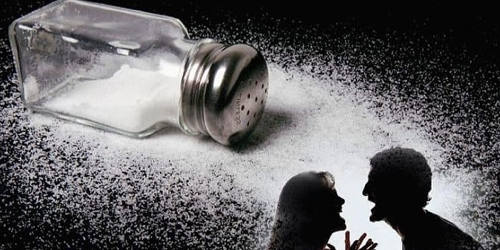 Просыпал соль - жди ссоры: приметы, которые работают