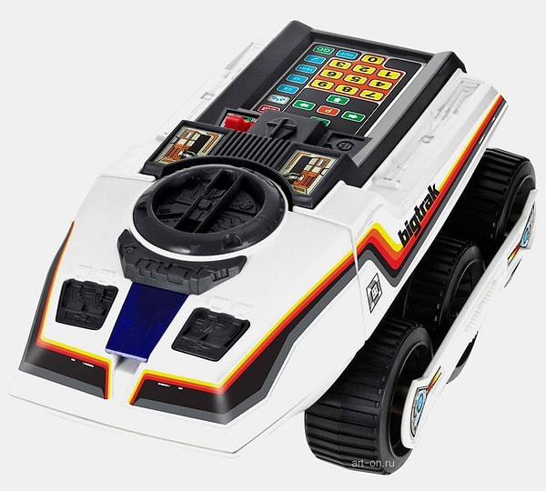 10. Big Trak 1979 и Электроника ИМ-11 "Луноход" 1985