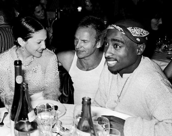 6. Редкое фото, где Мадонна, Стинг и Тупак Шакур запечатлены вместе