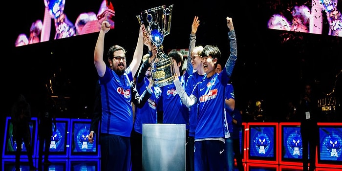 League of Legends'da Kolay Final: Kış Mevsimi Şampiyonu BAUSuperMassive