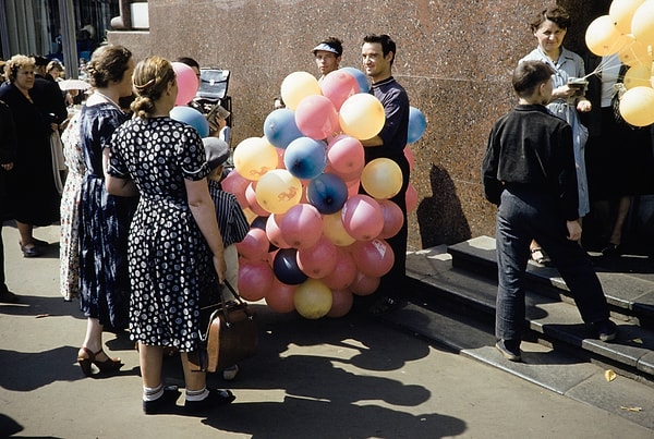 9. Ещё торговали шарами 🎈