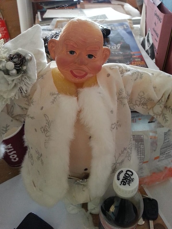 9. Производить такое вообще законно?