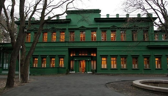 Как отдыхали сильные мира сего: 5 дач советских лидеров