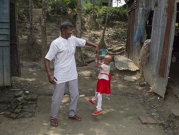 14. И у нее прекрасные отношения со своим папой