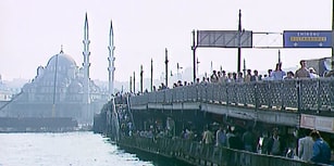 1991 Yılında Türkiye: Türkiye'de Kürt Olmak, Mor Çatı, Galata Köprüsü, Agatha Christie'nin Gizemi