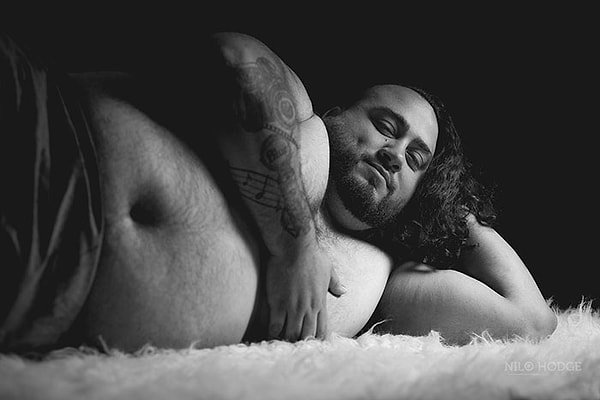 8. «Поэтому я стал обсуждать это со своими знакомыми фотографами и решил: «Знаете что, давайте сделаем это со мной»»