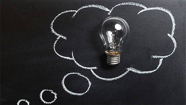 11. В вашей голове пронесется в среднем 30 мыслей