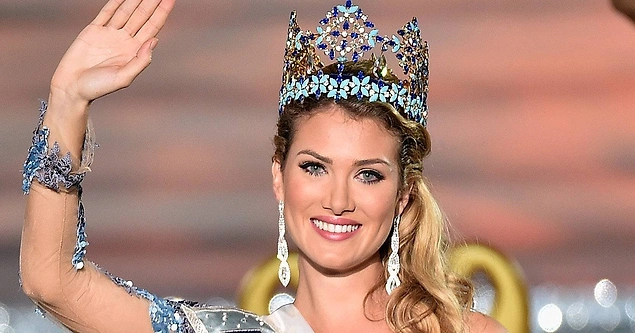 Miss World Yarışmasında Birinci Olmuş Son 10 Yılın En Güzel Yarışmacıları! En Özel Liste! 9 Mireia Lalaguna (2015) - İspanya