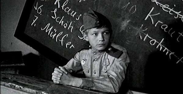 8. Из какого фильма этот мальчик?