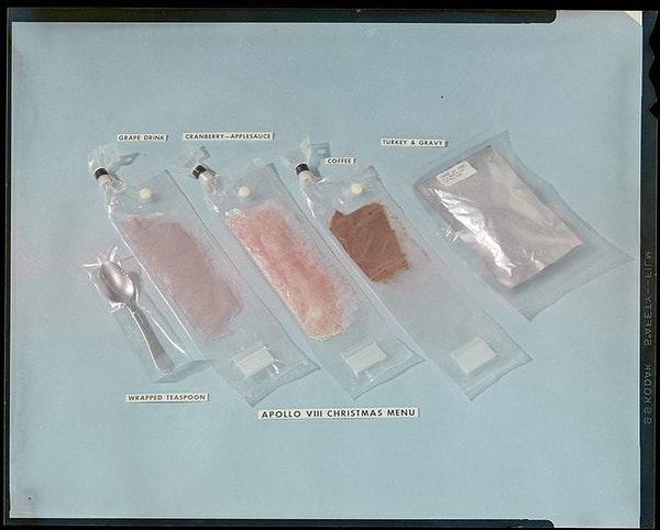 9. Рождественский обед команды Аполлон-8, 1968 г.