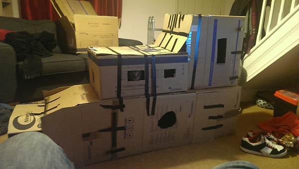 11. Построить крепость для кота? Да раз плюнуть! В пьяную голову и не такое приходит