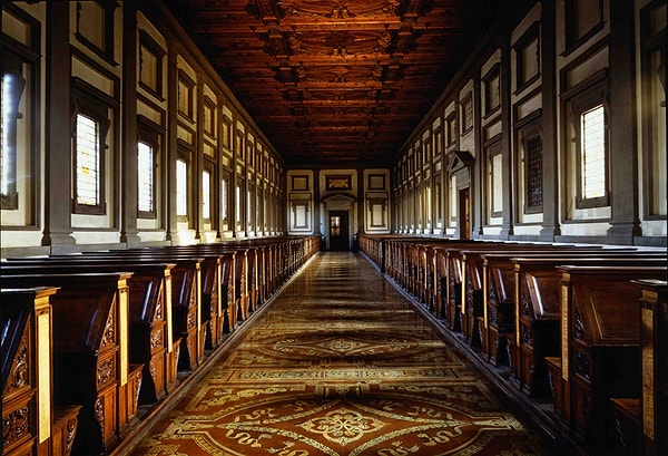 7. Библиотека Лауренциана во Флоренции