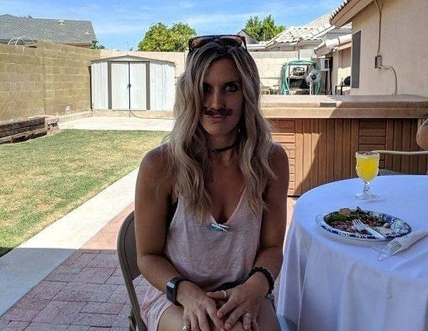 10. "Мадам, разрешите пригласить вас на та... А нет, я передумал!"