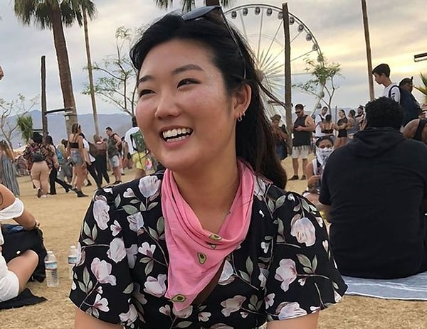 18-летняя Letitia Chai живет в Нью-Йорке и учится в Корнеллском Университете.