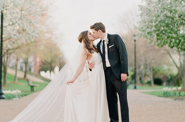 Ты выйдешь замуж в самое ближайшее время!