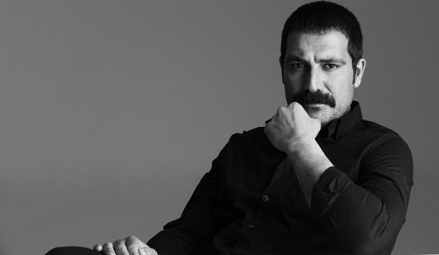 1. Büyük çıkışını Tuba Büyüküstün'le başrolü paylaştığı 'Ihlamurlar Altında' dizisi ile gerçekleştiren yakışıklı oyuncu Bülent İnal Şanlıurfa'da doğdu.